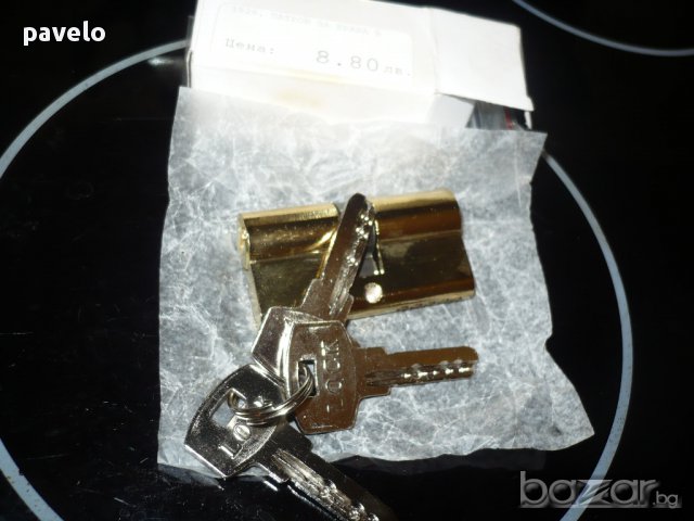 патрон секретен+ 3 или 4 ключа, снимка 1 - Други стоки за дома - 13820562