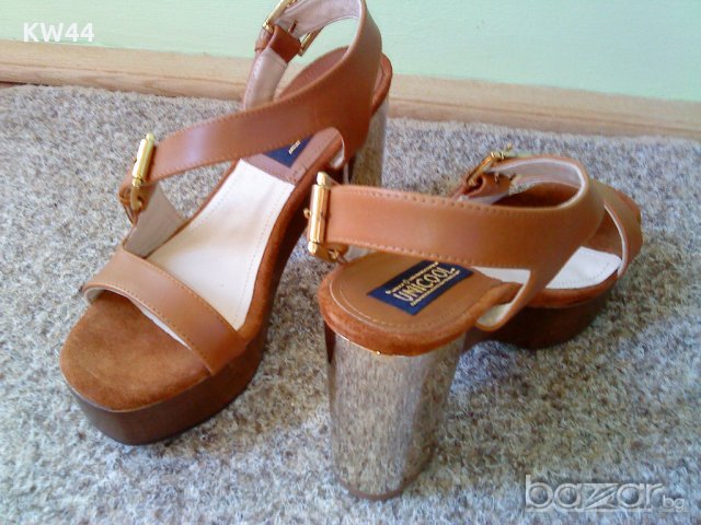 НОВИ Сандали със златист ток , снимка 1