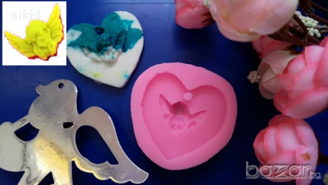 малко ангелче ангел в сърце с дупка силиконов молд форма  за фондан украса торта декорация мъфини