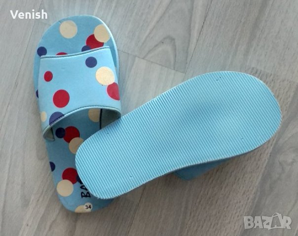 Елегантни златисти чехли и нови джапанки, снимка 5 - Детски сандали и чехли - 25060572