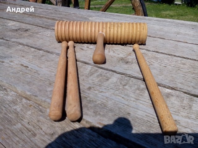 Стар дървен музикален инструмент