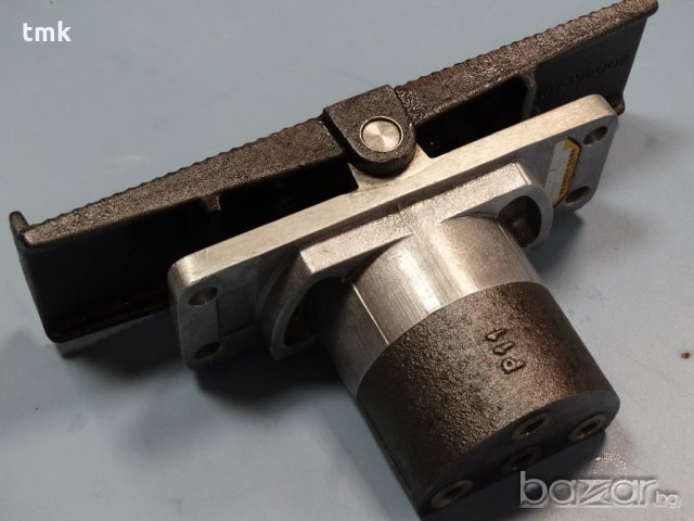 Хидравличен педал Rexroth 2TH7, снимка 2 - Селскостопанска техника - 21257240