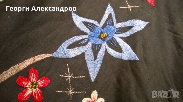 Ръчно ВЕЗАН ТРАКИЙСКИ ВЪЗРОЖДЕНСКИ КОВЬОР Килим за Стена ръчна изработка, снимка 10 - Антикварни и старинни предмети - 25304056