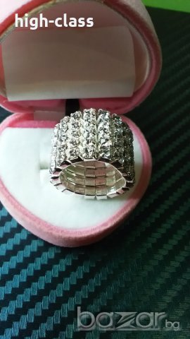 Разпродажба Уникален Пръстен изцяло от цирконии камъни , снимка 1