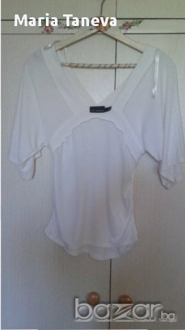 Бяла трикотажна блуза, снимка 2 - Тениски - 15766668