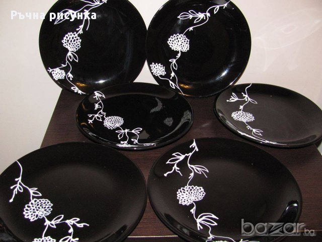 Налични комплект чинии в черно и бяло, снимка 2 - Други - 15900836