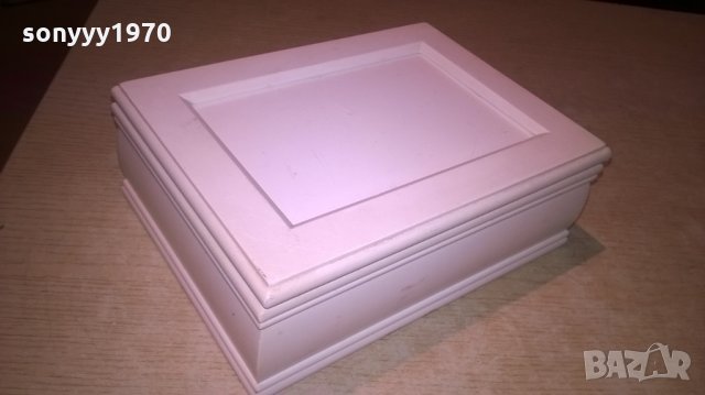 бяла кутия с място за снимка-20х15х7см-внос швеицария, снимка 14 - Колекции - 26050229