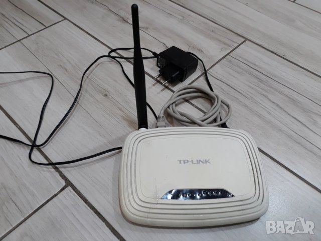 Лот от безжични Рутери за интернет, снимка 8 - Рутери - 24035489