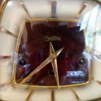 Профилактиран часовник zentra четири четвърти, снимка 1 - Антикварни и старинни предмети - 21680021