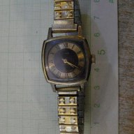 Часовник "SLAVA" с разтегателна верижка съветски работещ, снимка 1 - Дамски - 14450183
