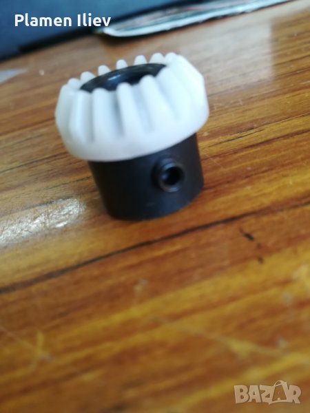 Зъбно колело за Сингер, вертикална ос., снимка 1