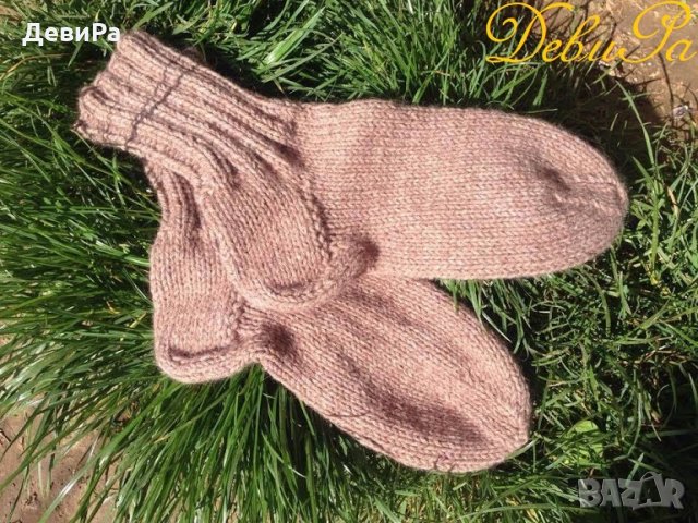 Плетени чорапи ,,Мека топлина в бежово", снимка 4 - Други - 23759987
