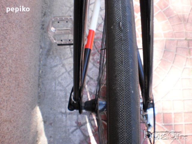 Продавам колела внос от Германия  шосеен велосипед Tretwerk модел 2014г пълен монтаж SHIMANO SORA , снимка 7 - Велосипеди - 10108061