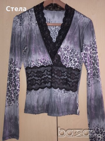 Блуза с много красива шарка, снимка 1 - Блузи с дълъг ръкав и пуловери - 17802277