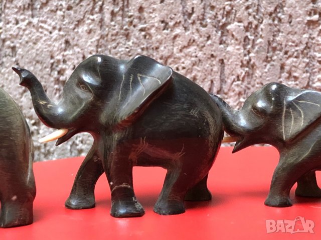 Четири слончета от рог на африкански бивол, снимка 3 - Антикварни и старинни предмети - 12728955