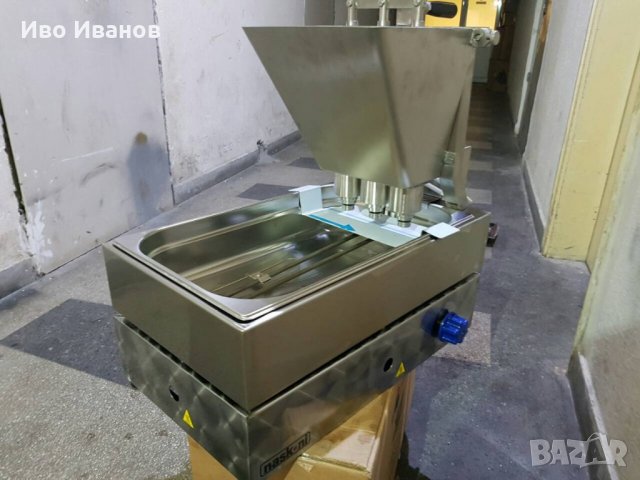 Продавам машина за казанлъшки понички, снимка 2 - Обзавеждане за заведение - 21714401