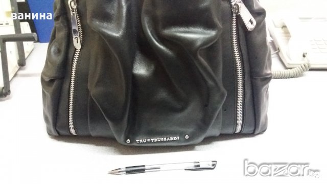 Оригинална TRU TRUSSARDI дамска чанта естествена кожа, снимка 4 - Чанти - 19723387