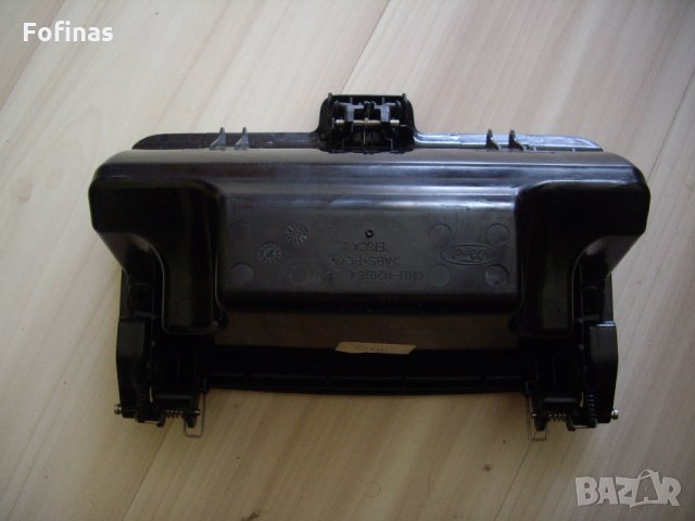 Жабка горна на таблото за Форд Фюжън от 2006 -2012 год., снимка 4 - Части - 21850619