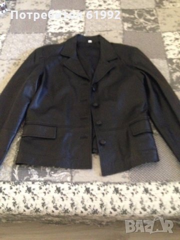 Дамско кожено яке