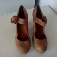 Обувки номер 40-естествена кожа, снимка 1 - Дамски ежедневни обувки - 21486580