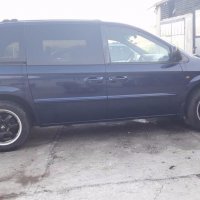 Chrysler Voyager 2.5CRD , снимка 5 - Автомобили и джипове - 19002091