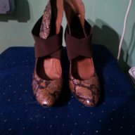 боти обувки, снимка 1 - Дамски боти - 18021125