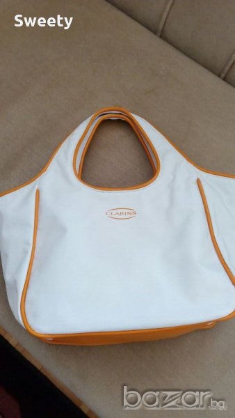 Бяла чанта с оранжеви кантове, снимка 1