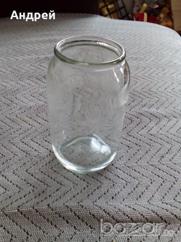 Стар буркан,бурканче