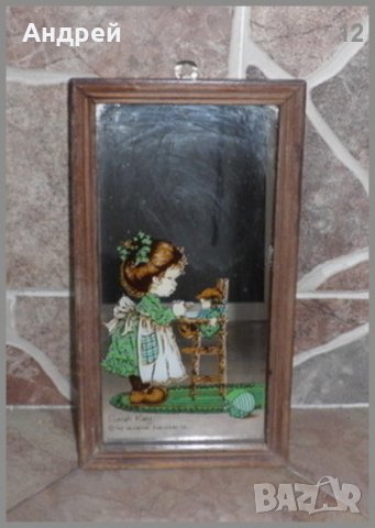 Детско огледало с кафява дървена рамка, снимка 1 - Кукли - 22829541