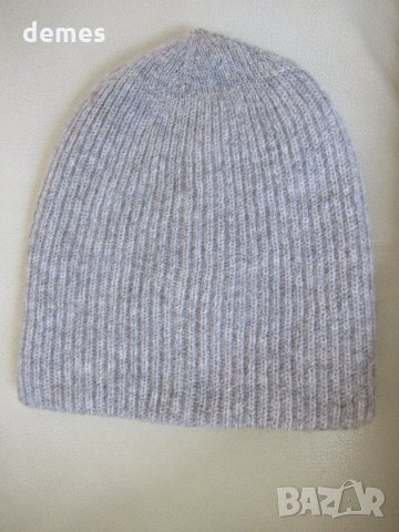 Сива машинно плетена вълнена шапка, 100% вълна, Монголия , снимка 4 - Шапки - 23043970