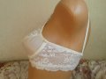 Гръцко бельо Apple. Сутиен от мека и еластична дантела, сатен и памук. Мека чашка с банел., снимка 7