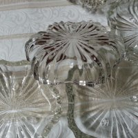   Стъклени чинийки купички, снимка 4 - Антикварни и старинни предмети - 22998941