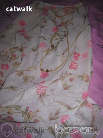 Ефирна асиметрична пола и подарък блузка Есприт, снимка 1