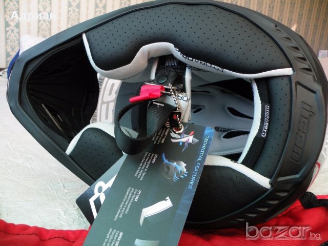 Icon Variant Gloss Medallion нов шлем каска за мотор ендуро, снимка 6 - Аксесоари и консумативи - 18883080