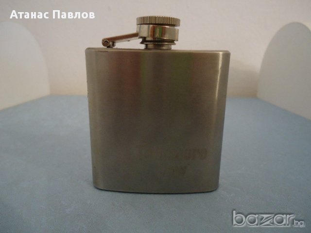 Джобна метална бутилка 3оz Tullamore dew, снимка 1 - Други ценни предмети - 17143612