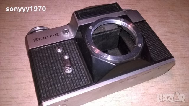 zenit-e АНТИКА-метален ретро фотоапарат, снимка 2 - Фотоапарати - 25399300