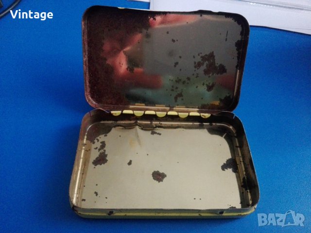метална кутийка, снимка 4 - Антикварни и старинни предмети - 22627588