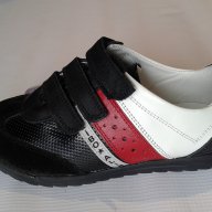 Детски обувки от естествена кожа с лепенки, ортопедични, снимка 1 - Детски маратонки - 9667716