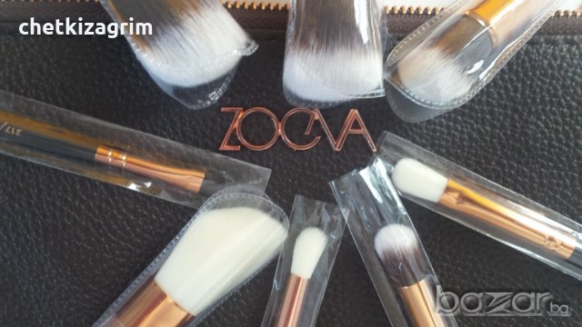 8 броя Оригинални четки за грим ZOEVA ROSE GOLDEN, LUXURY SET Vol.1!, снимка 10 - Декоративна козметика - 19359093