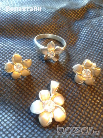 Старинен елегантен сребърен лот