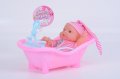 Меко бебе със вана с душ , снимка 1 - Кукли - 23630493