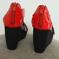Дамски обувки "Tendenz" - червени , снимка 2 - Дамски ежедневни обувки - 21543456