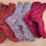 Нови топли вълнени чорапи плетени от истинска домашна вълна, подходящи за туризъм , снимка 1 - Спортна екипировка - 13480251