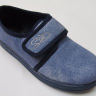 Български пантофи в светло синьо, снимка 1 - Бебешки обувки - 17611388