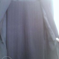 Продавам дамски костюм в черно и бордо, снимка 2 - Костюми - 14256689