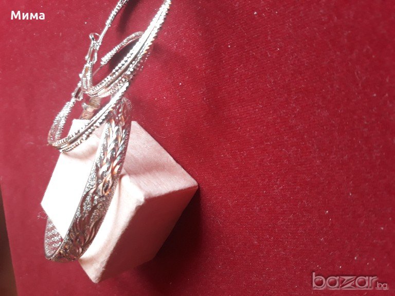 Дамска гривни, снимка 1