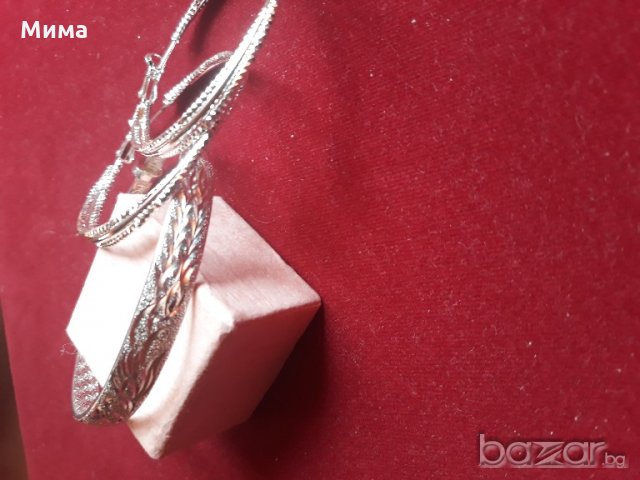 Дамска гривни, снимка 1