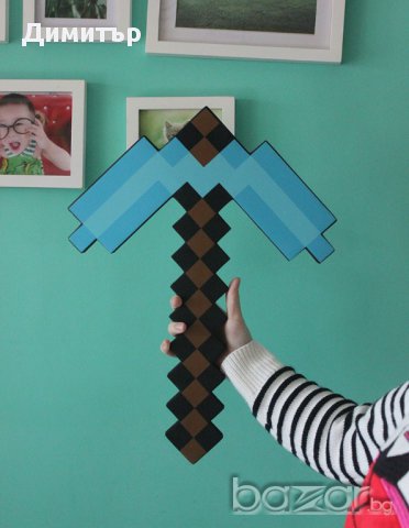 Майнкрафт, Minecraft диамантен меч 35лв, кирка, брадва 40лв.  играчка Маинкрафт , снимка 5 - Рисуване и оцветяване - 13312173