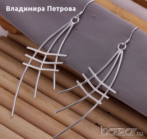 Ветрилообразни обеци