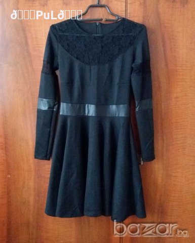 Черна рокля с дълъг ръкав , снимка 1 - Рокли - 19576048